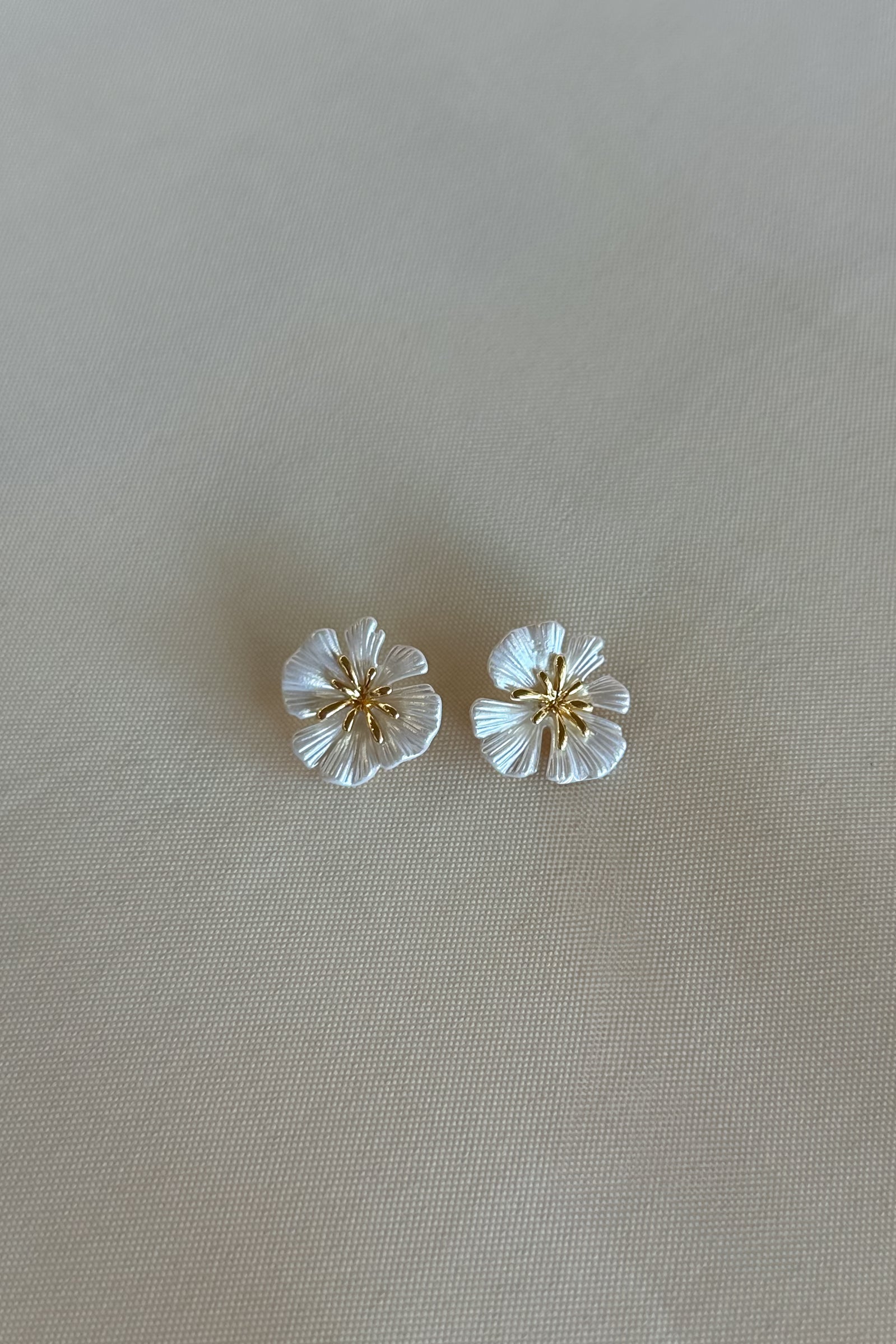 Pixelated Boutique, Women's Jewelry and Gifts, Online Shopping for Women, Virginia Beach Clothing Stores, Clothing Stores in Virginia Beach, Aesthetic Fashion Trends, East Coast Fashion Styles, Spring Fashion, Sustainable Women's Clothing, Unique Gift Ideas for Women, Summer Fashion, Gold Jewelry, Gold Earrings, Flower Earrings