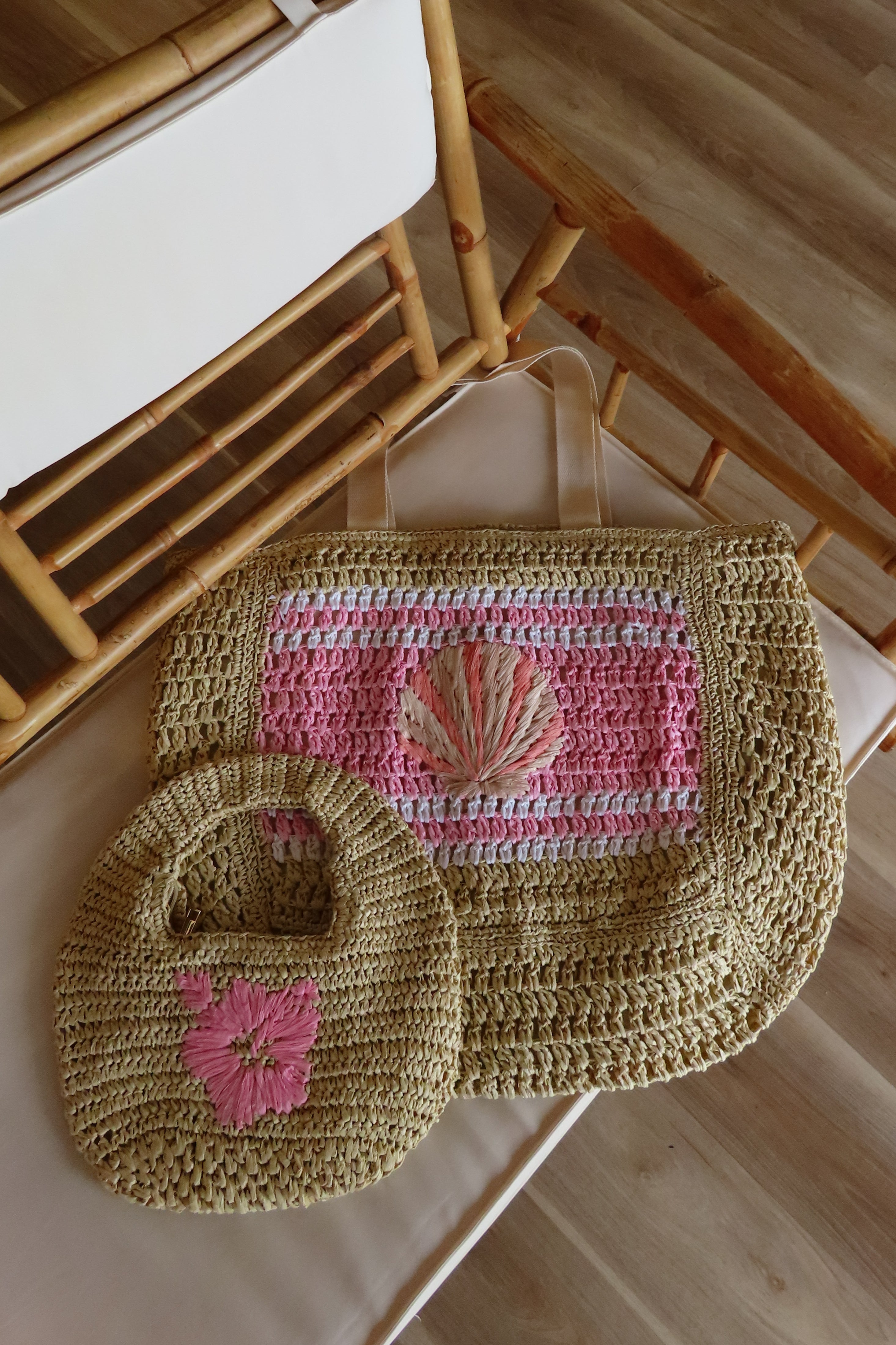 Pixelated Boutique, Women's Clothing, Online Shopping for Women, Fashion Trends 2026, Outfit Inspo, Virginia beach clothing stores, clothing stores in Virginia Beach, fashion outfits, fashion Inspo, women’s accessories 2026, summer style, spring style, vacation bag, tote bag, crochet bag 