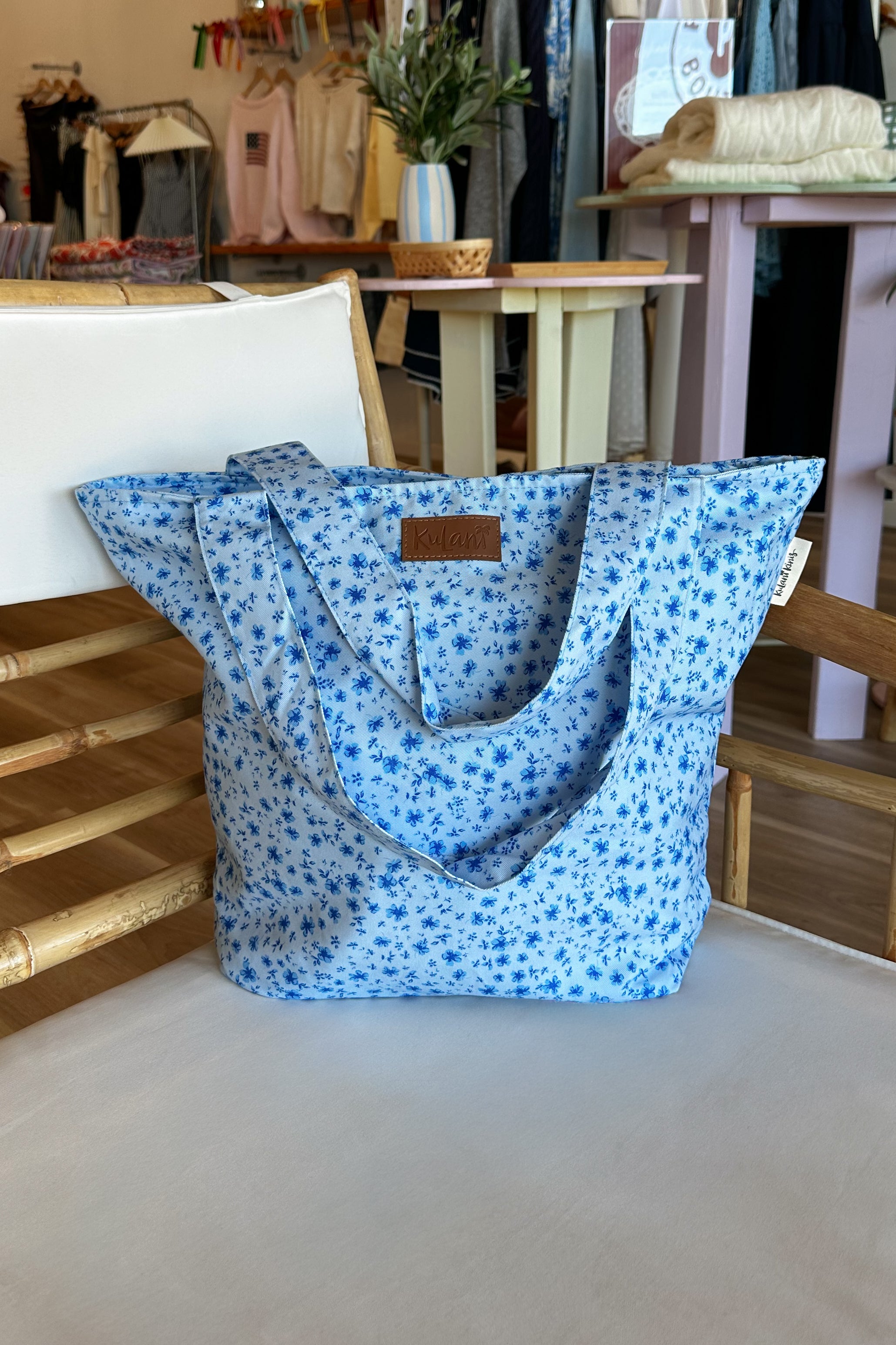 Pixelated Boutique, Women's Clothing, Outfit Inspo, Summer fashion, Spring fashion, Spring aesthetic, Spring Break, vacation, summer bag, tote bag, shoulder beach bag, beach girl  
