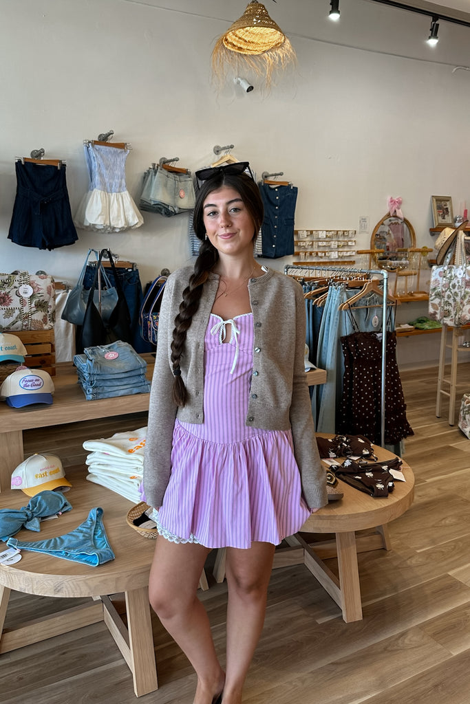 Brown Cardigan, Fall Cardigan, Cozy Style, Pixelated Boutique, Women's Clothing, Women's Jewelry and Gifts, Online Shopping for Women, Virginia Beach Clothing Stores, Aesthetic, East Coast Fashion Styles, Women's Clothing, Fall Fashion, Fall Outfit Ideas, Fall Fashion Inspiration, Womens Style, Outfit Inspo, Back to School Styles, OOTD
