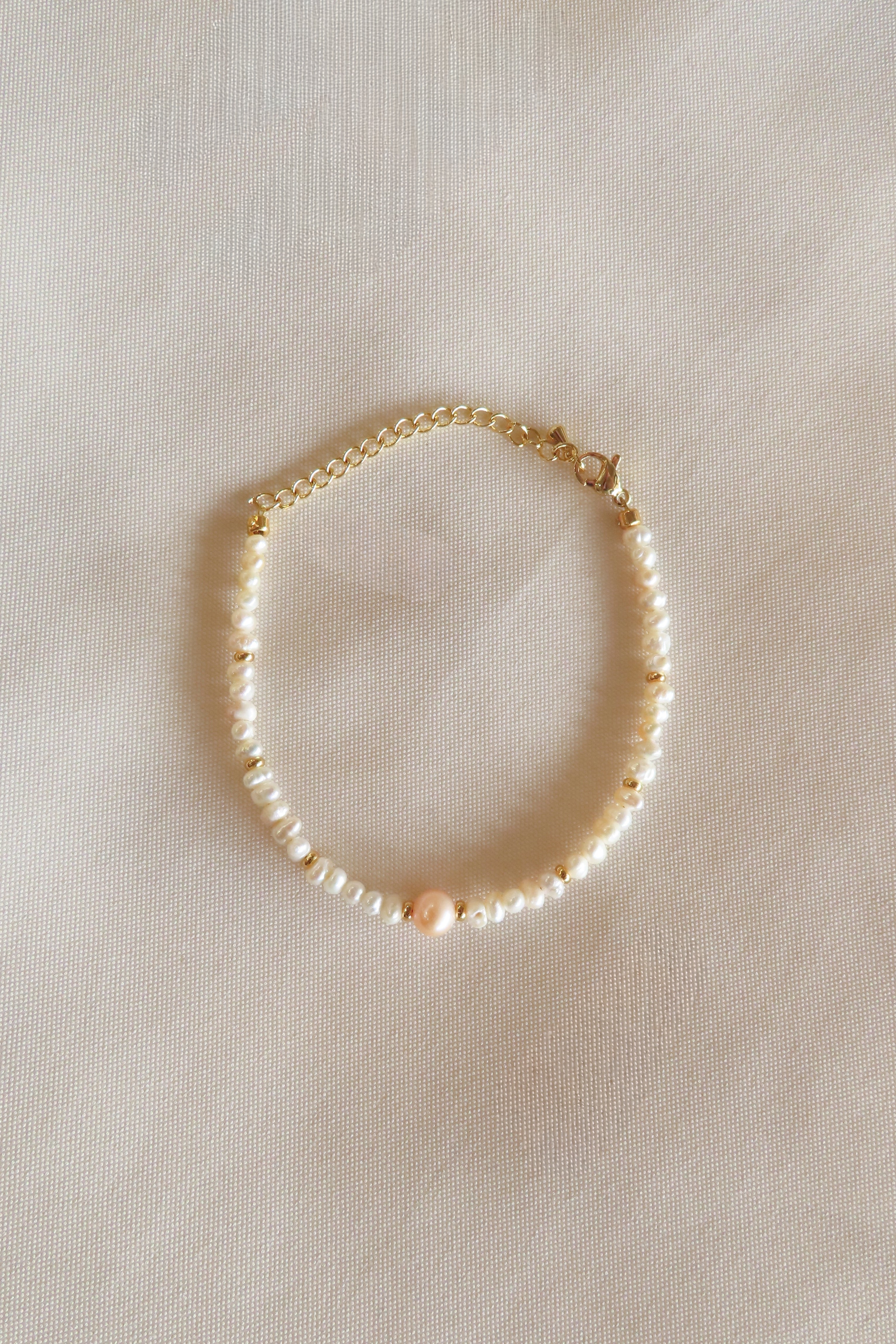 Pixelated Boutique, Women's Jewelry and Gifts, Online Shopping for Women, Virginia Beach Clothing Stores, Clothing Stores in Virginia Beach, Aesthetic Fashion Trends, East Coast Fashion Styles, Spring Fashion, Sustainable Women's Clothing, Unique Gift Ideas for Women, Fall Fashion, Gold Jewelry, Bracelet