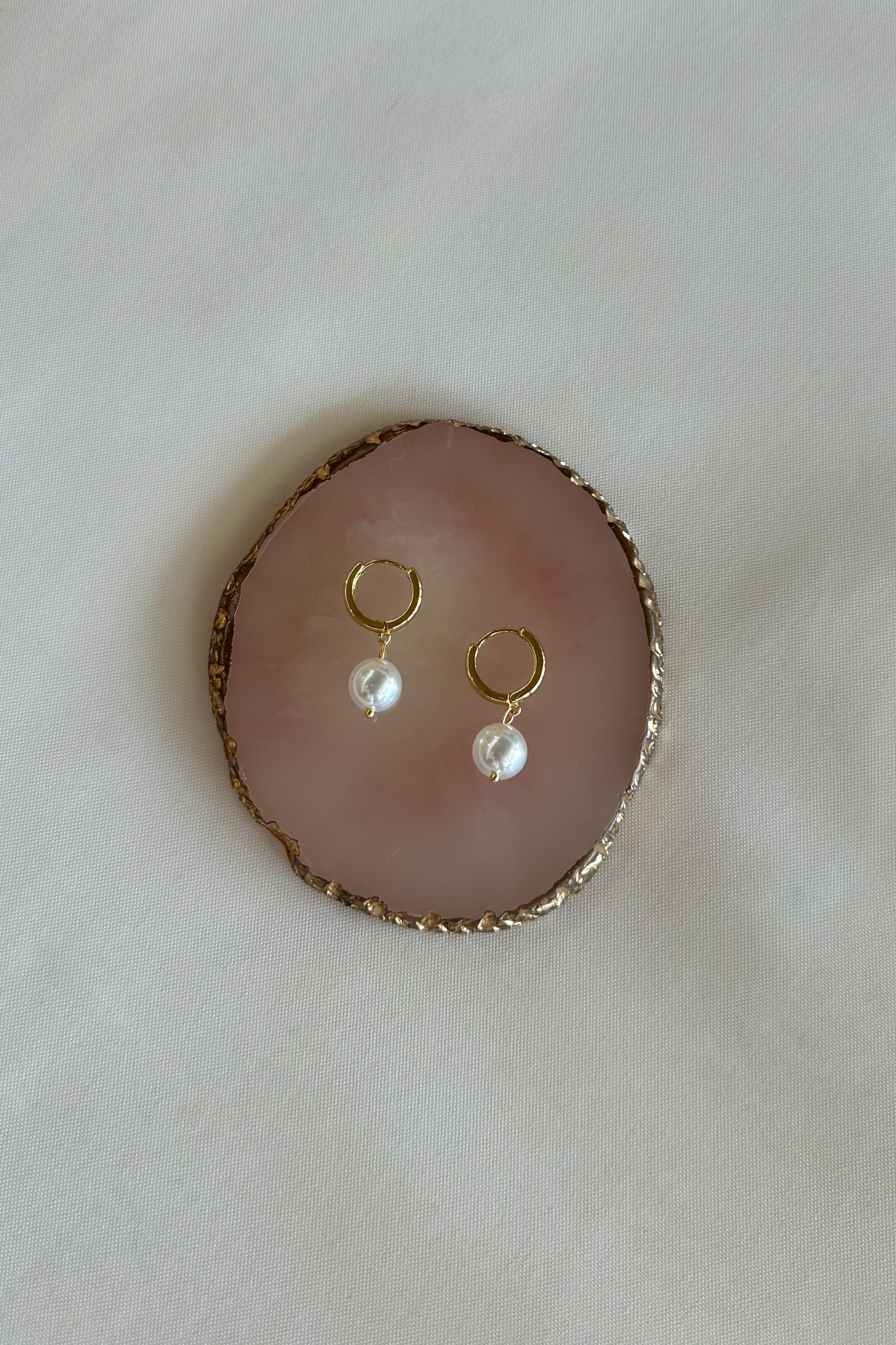 Pixelated Boutique, Women's Jewelry and Gifts, Online Shopping for Women, Virginia Beach Clothing Stores, Clothing Stores in Virginia Beach, Aesthetic Fashion Trends, East Coast Fashion Styles, Spring Fashion, Sustainable Women's Clothing, Unique Gift Ideas for Women, Spring Fashion, Gold Jewelry 
