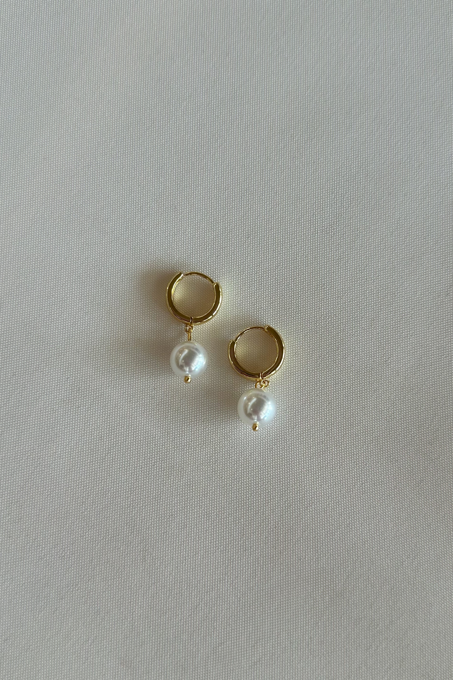 Pixelated Boutique, Women's Jewelry and Gifts, Online Shopping for Women, Virginia Beach Clothing Stores, Clothing Stores in Virginia Beach, Aesthetic Fashion Trends, East Coast Fashion Styles, Spring Fashion, Sustainable Women's Clothing, Unique Gift Ideas for Women, Spring Fashion, Gold Jewelry 
