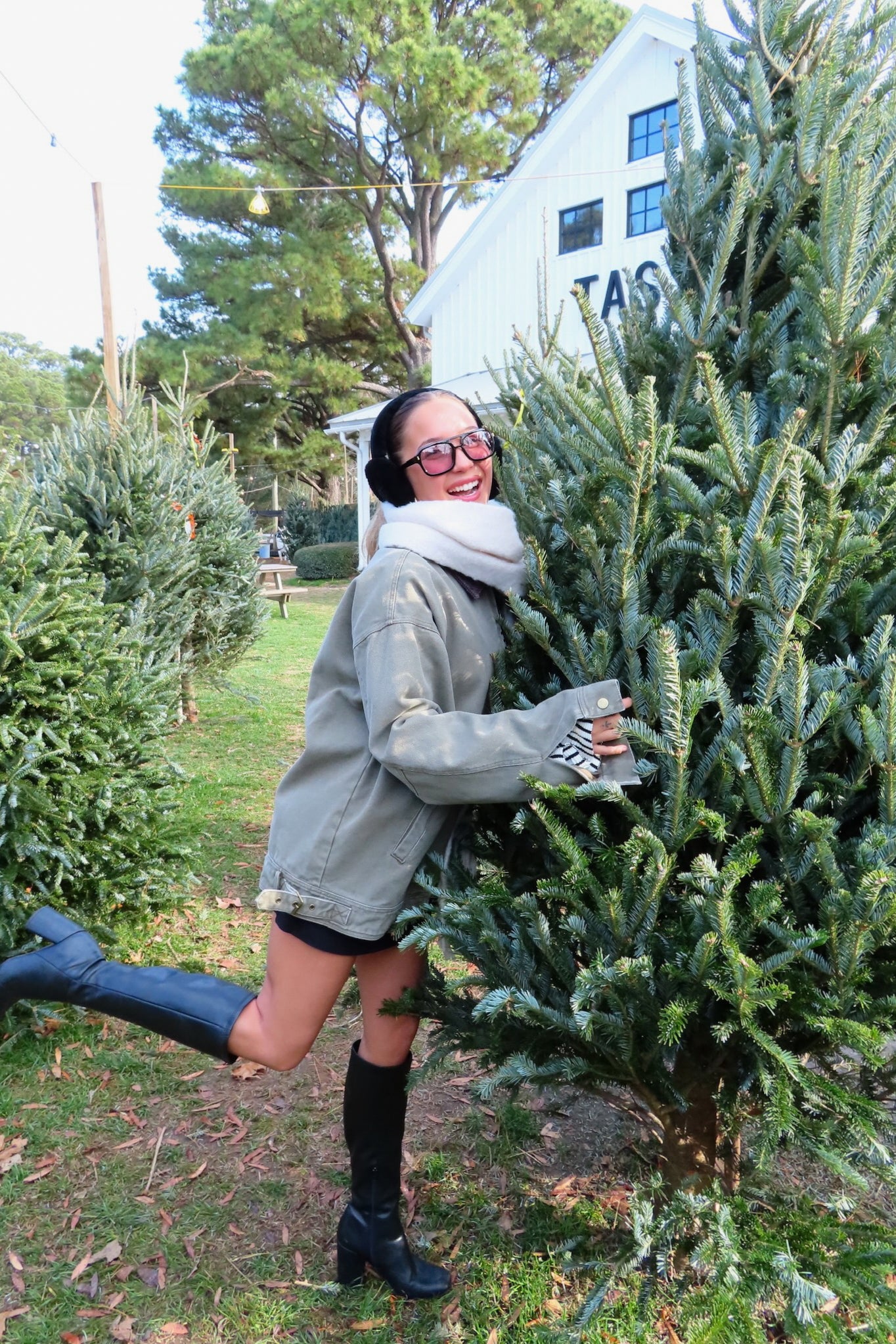 Pixelated Boutique, Women's Clothing, Outfit Inspo Winter, Winter fashion outfits, winter fashion Inspo, Winter fits, winter fashion inspo, winter dresses, women’s winter outfit 2025, outfit ideas, fashion, winter aesthetic, school outfits, women’s winter outfit, winter style, cozy style, warm winter outfits, winter going out outfits, christmas outfit, Winter jacket, winter coat 