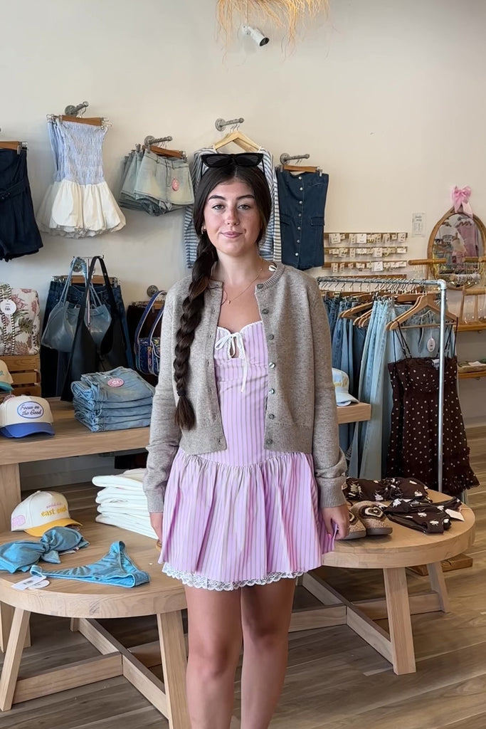 Brown Cardigan, Fall Cardigan, Cozy Style, Pixelated Boutique, Women's Clothing, Women's Jewelry and Gifts, Online Shopping for Women, Virginia Beach Clothing Stores, Aesthetic, East Coast Fashion Styles, Women's Clothing, Fall Fashion, Fall Outfit Ideas, Fall Fashion Inspiration, Womens Style, Outfit Inspo, Back to School Styles, OOTD